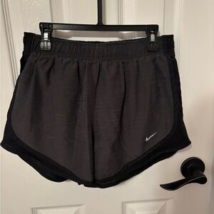 Nike Dri-Fit Tempo Mid Rise Brief Lined Running Shorts size medium